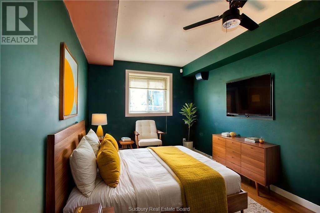 51 Mackenzie Street Property Photo 26