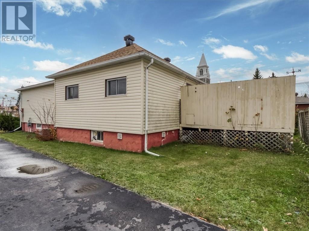 7 King Street Property Photo 9