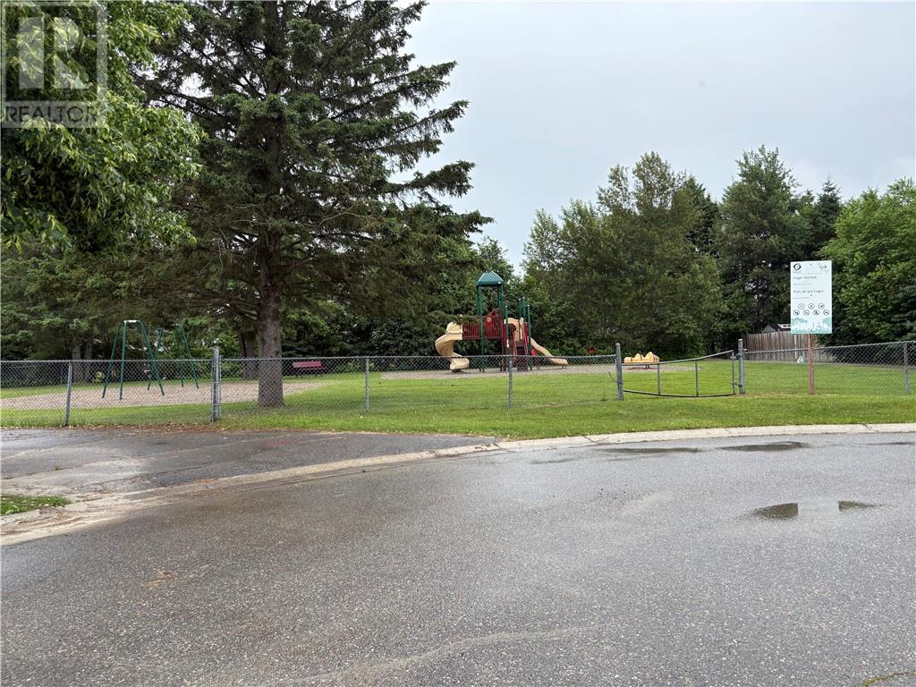 4434 Leger Property Photo 4