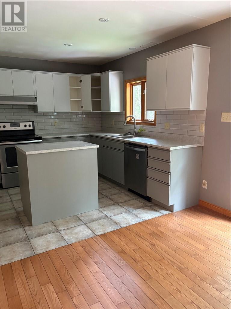4434 Leger Property Photo 12