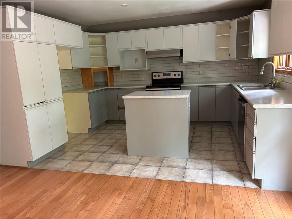 4434 Leger Property Photo 13