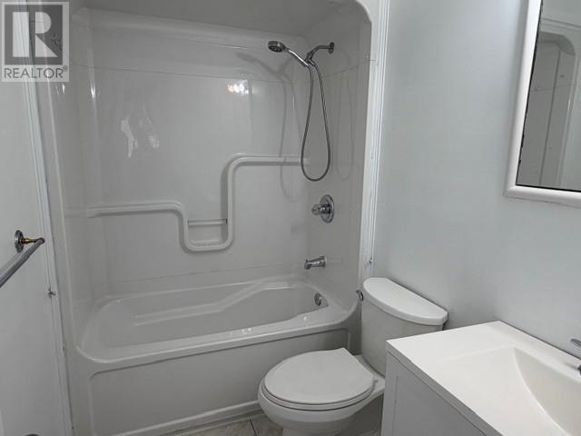 195 Donald Street Property Photo 16