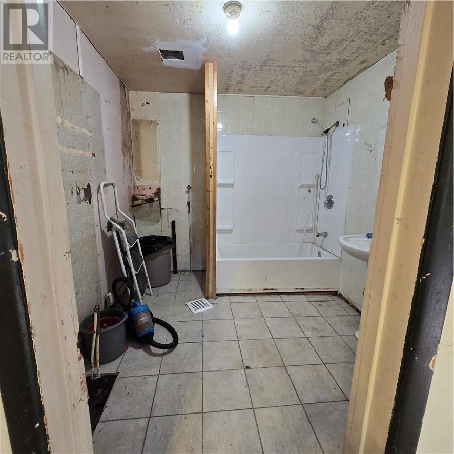 14 Fairview Avenue Property Photo 10