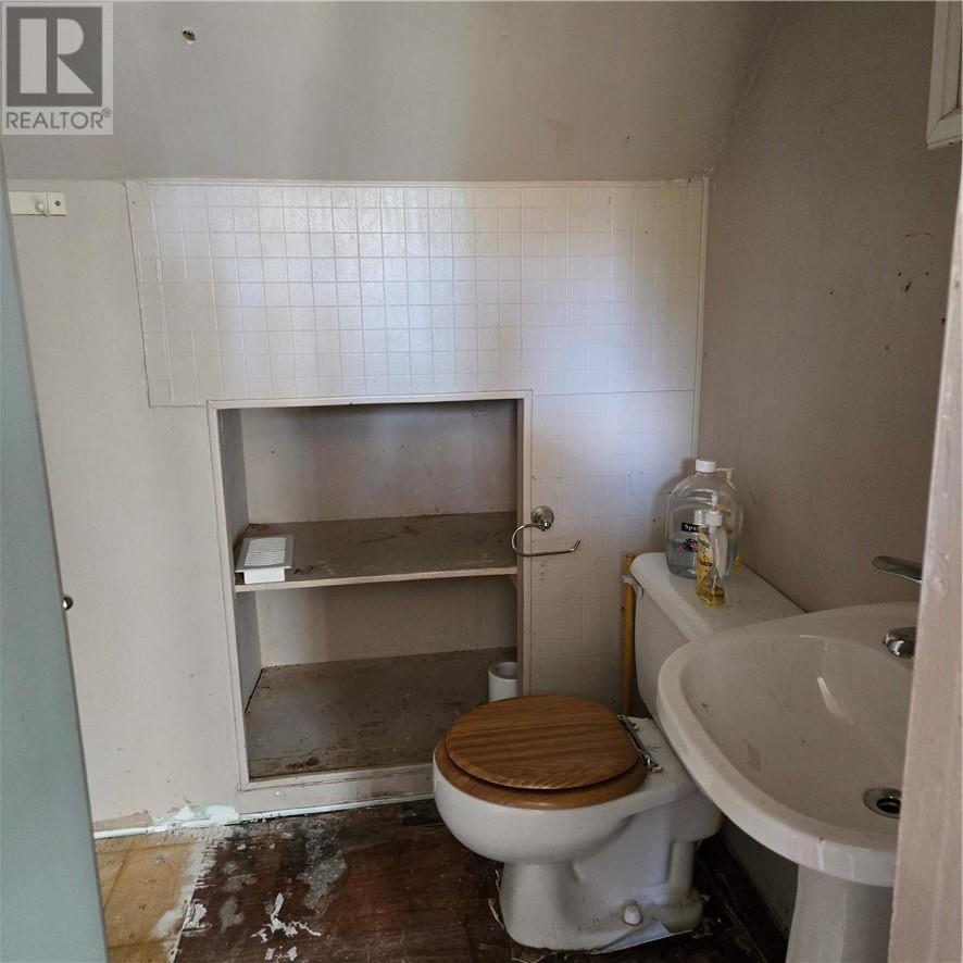 14 Fairview Avenue Property Photo 17