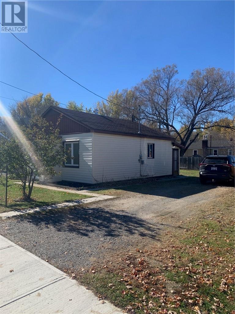 545 Mead Boulevard Property Photo 3