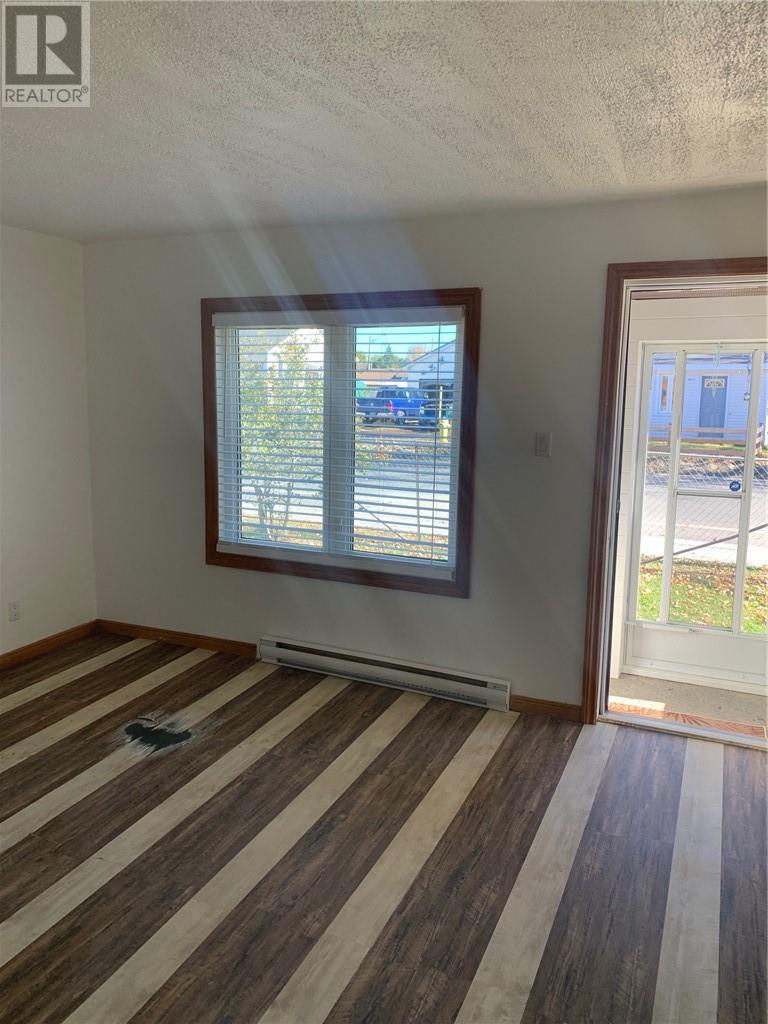 545 Mead Boulevard Property Photo 11