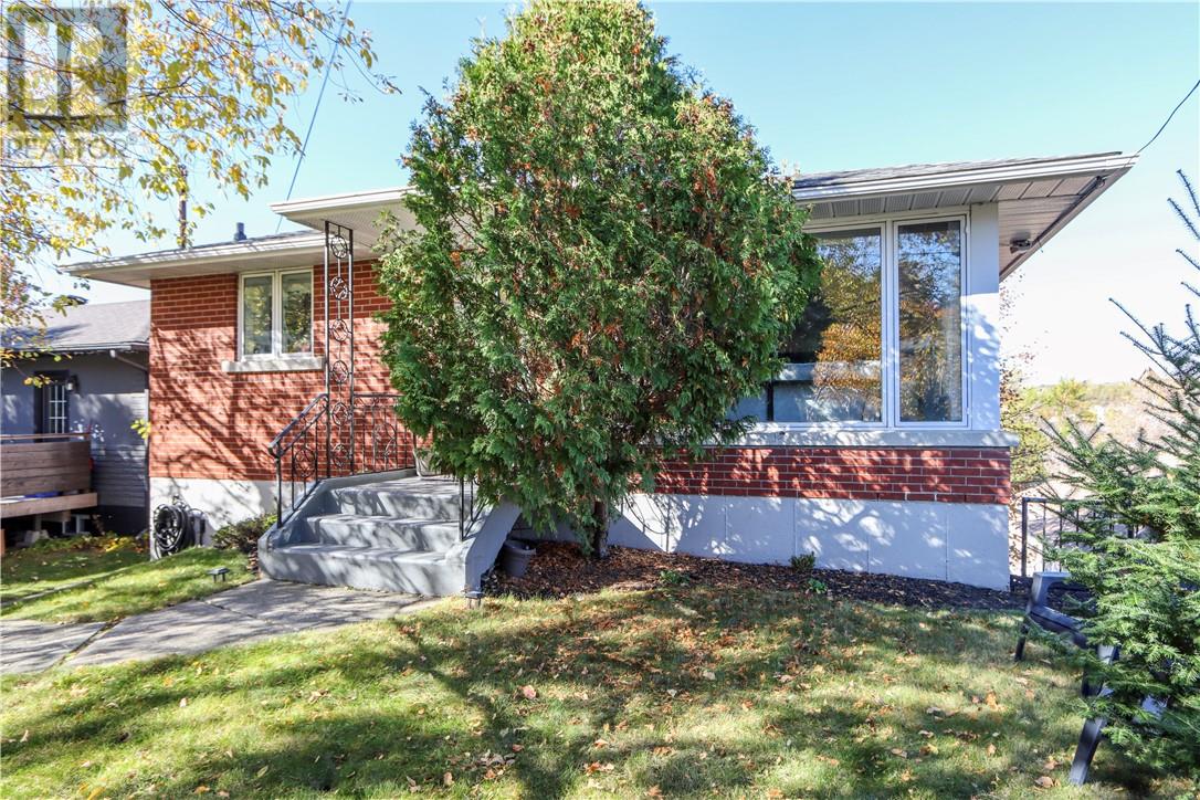 885 Adelaide Street Property Photo 2