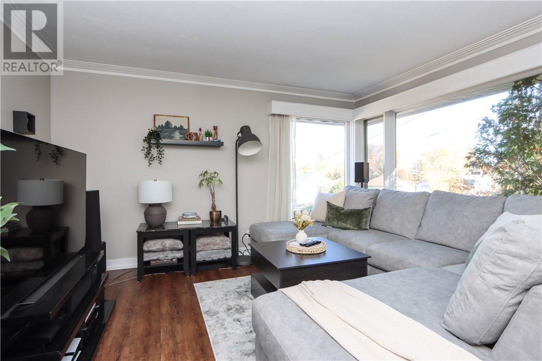 885 Adelaide Street Property Photo 7