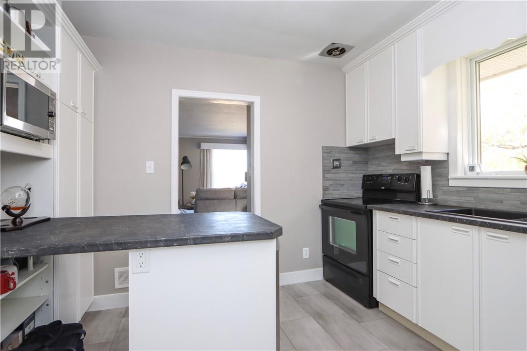 885 Adelaide Street Property Photo 16