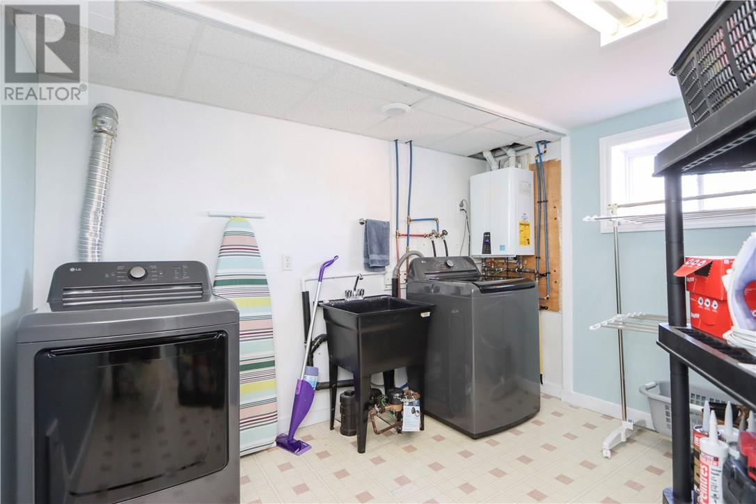 885 Adelaide Street Property Photo 41