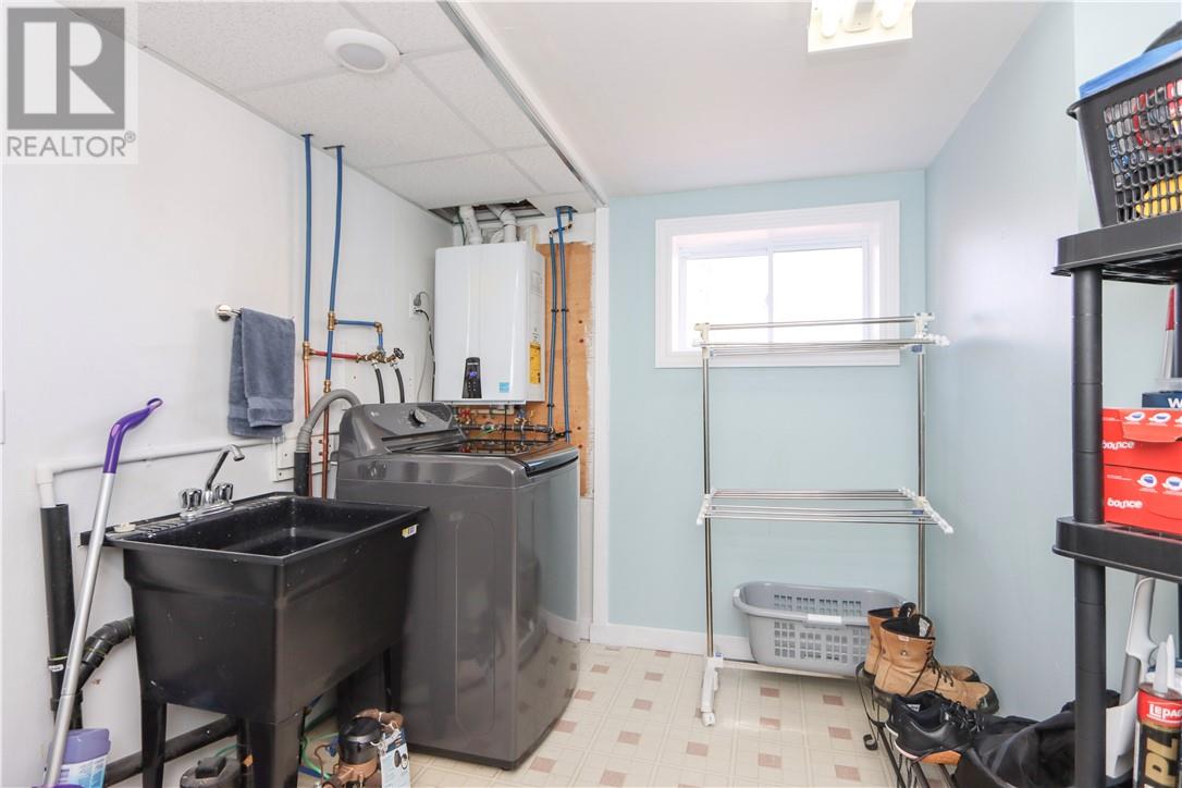 885 Adelaide Street Property Photo 42