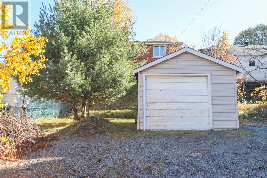 885 Adelaide Street Property Photo 49