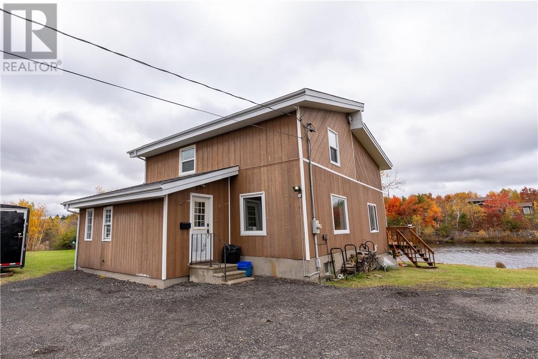 2903 Treeview Road Property Photo 1