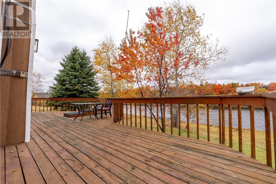 2903 Treeview Road Property Photo 13