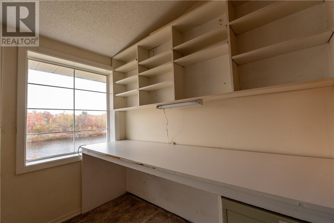 2903 Treeview Road Property Photo 51