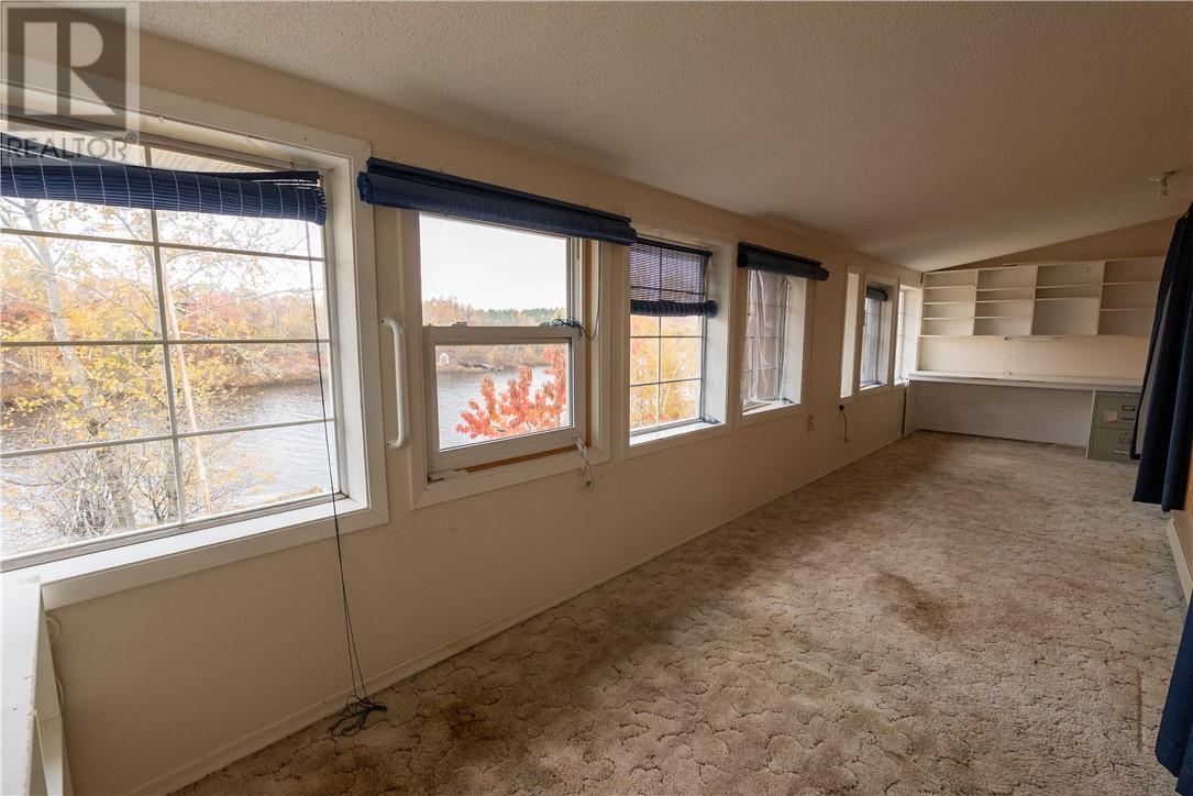 2903 Treeview Road Property Photo 54