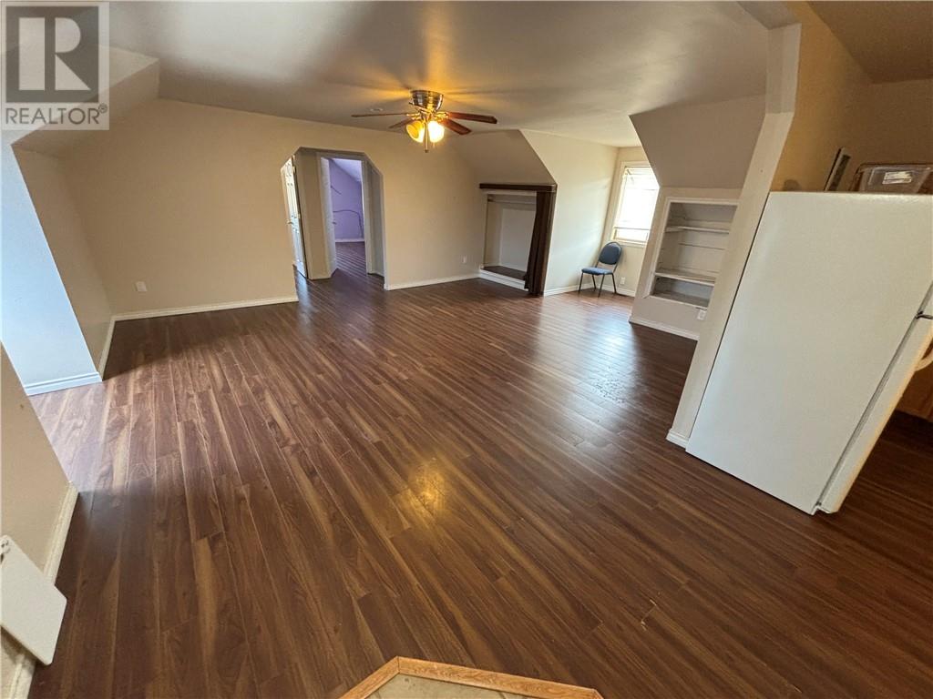 7 Second Avenue Unit# Upper Property Photo 3