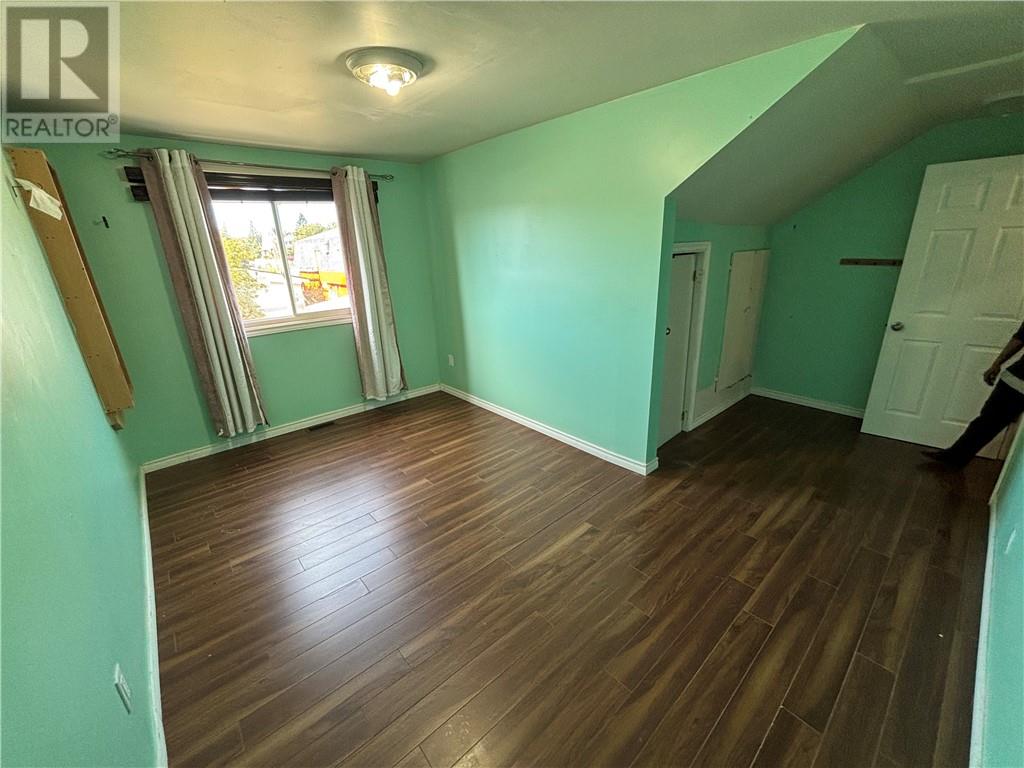 7 Second Avenue Unit# Upper Property Photo 10