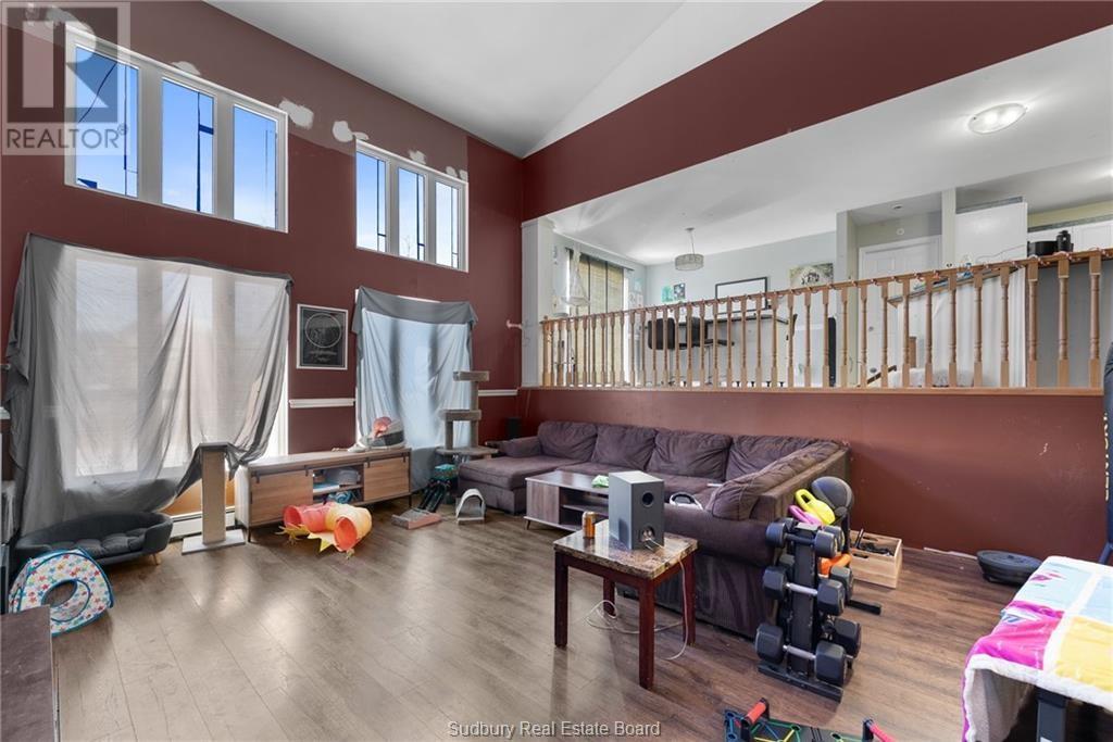 29 Laren Street Property Photo 7