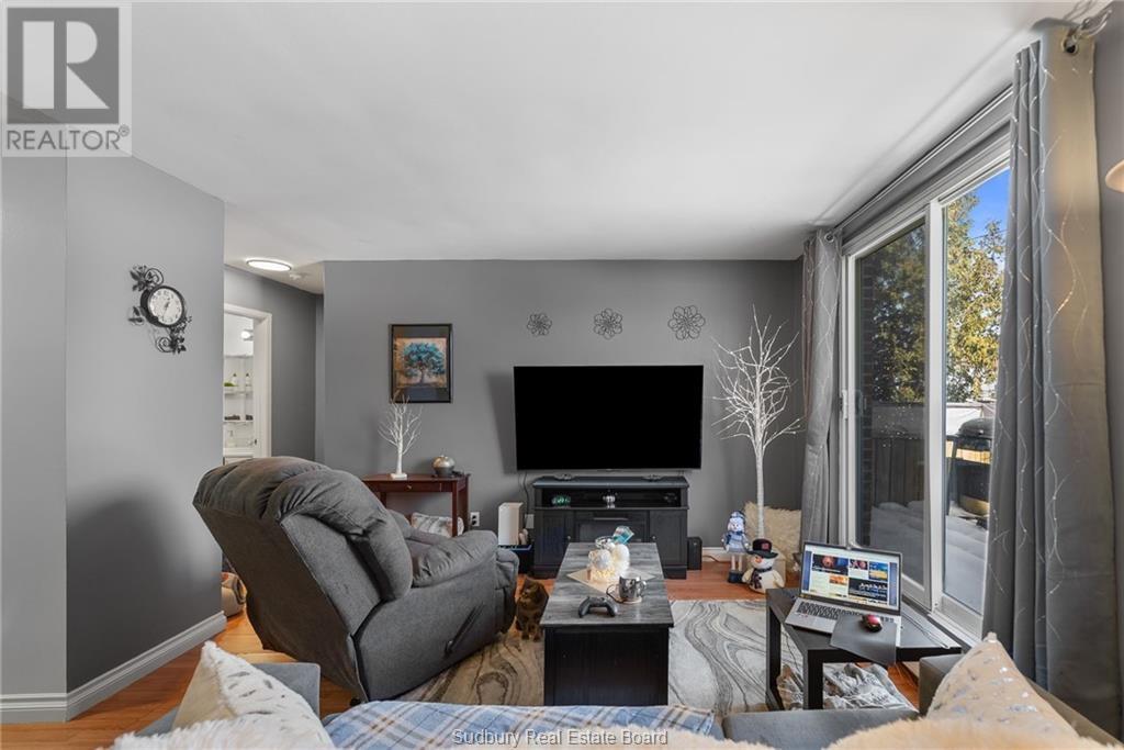 29 Laren Street Property Photo 28
