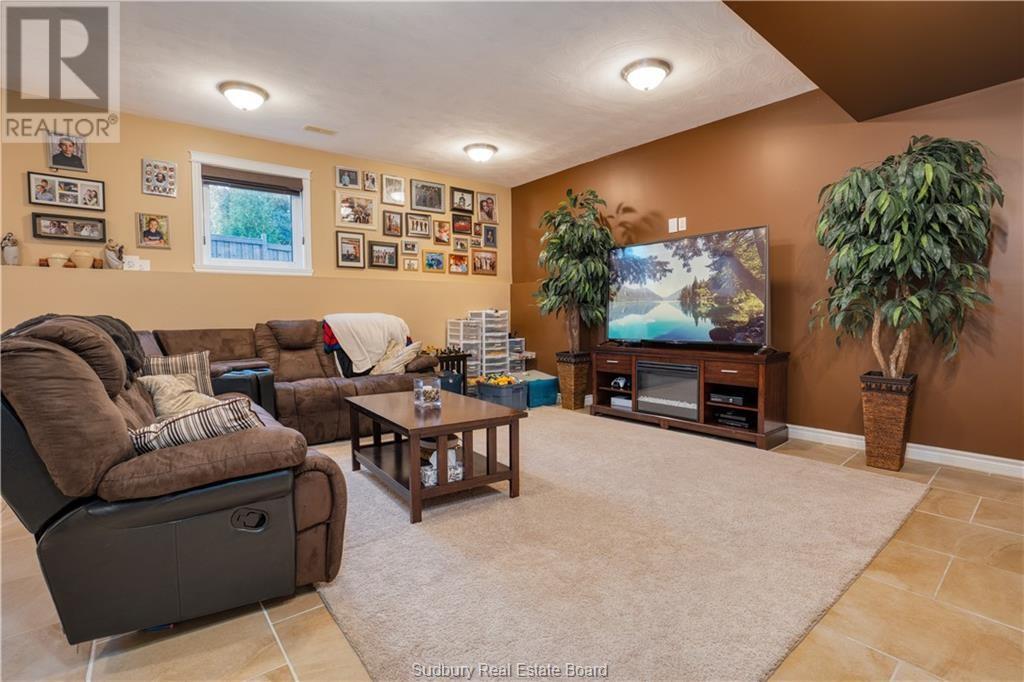 36 Riverside Drive Property Photo 19