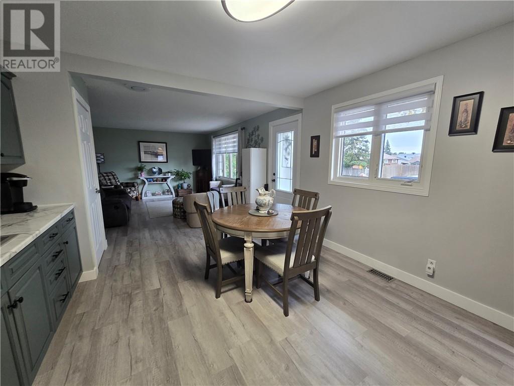 132 Maplewood Crescent Property Photo 15