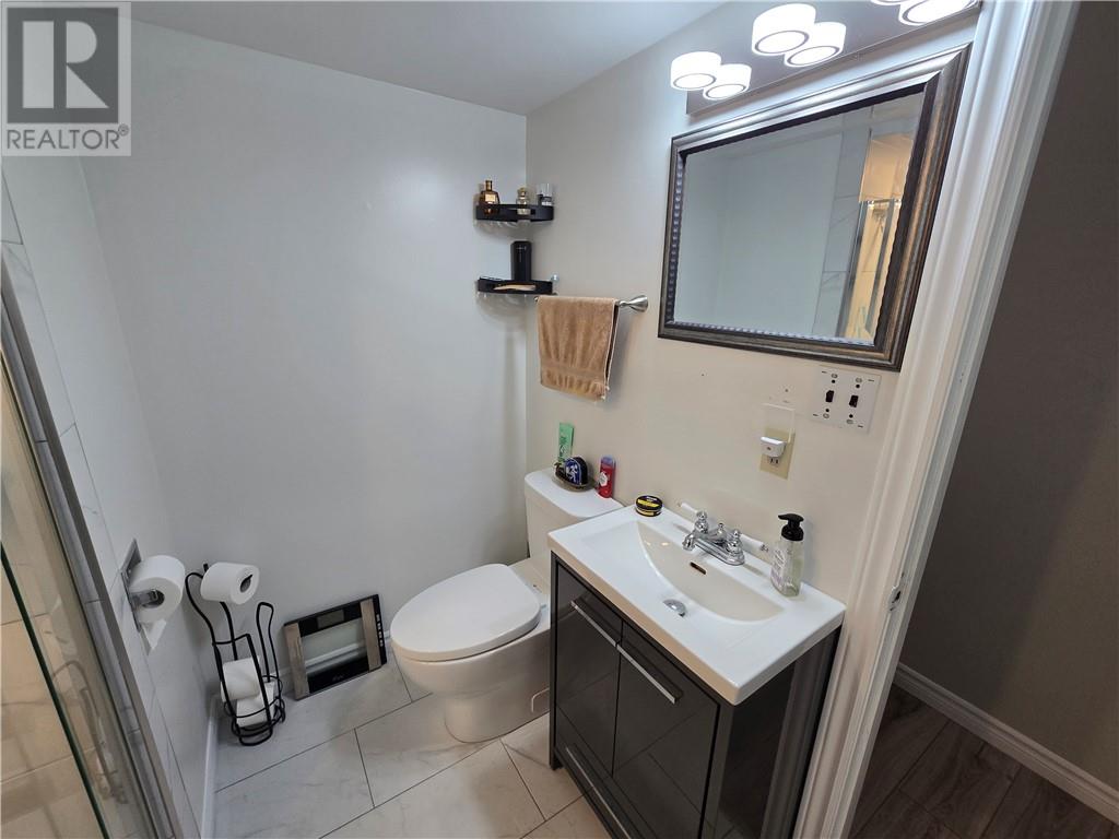 132 Maplewood Crescent Property Photo 25
