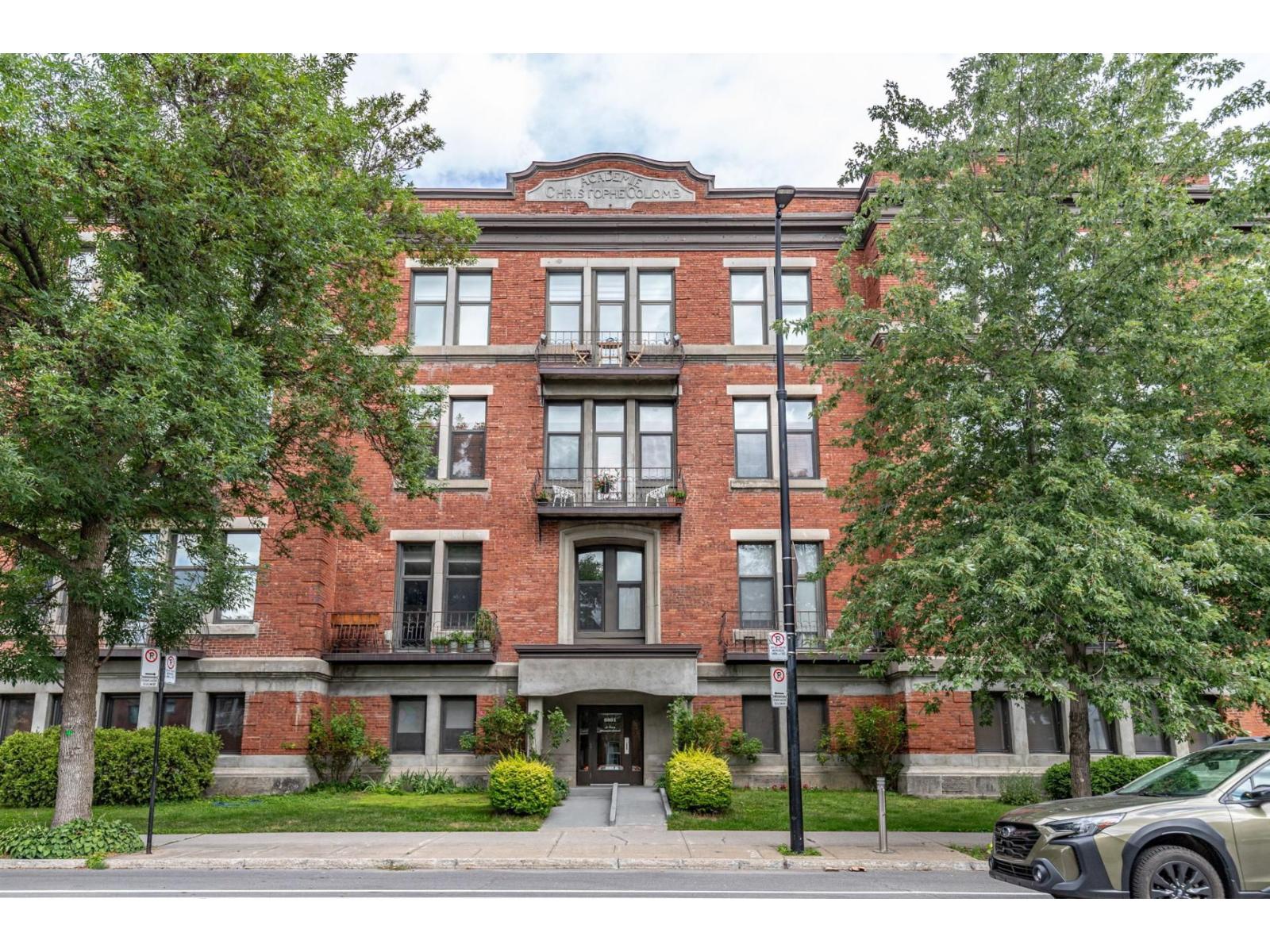 6891 Av. Christophe-Colomb, #404 Property Photo 1