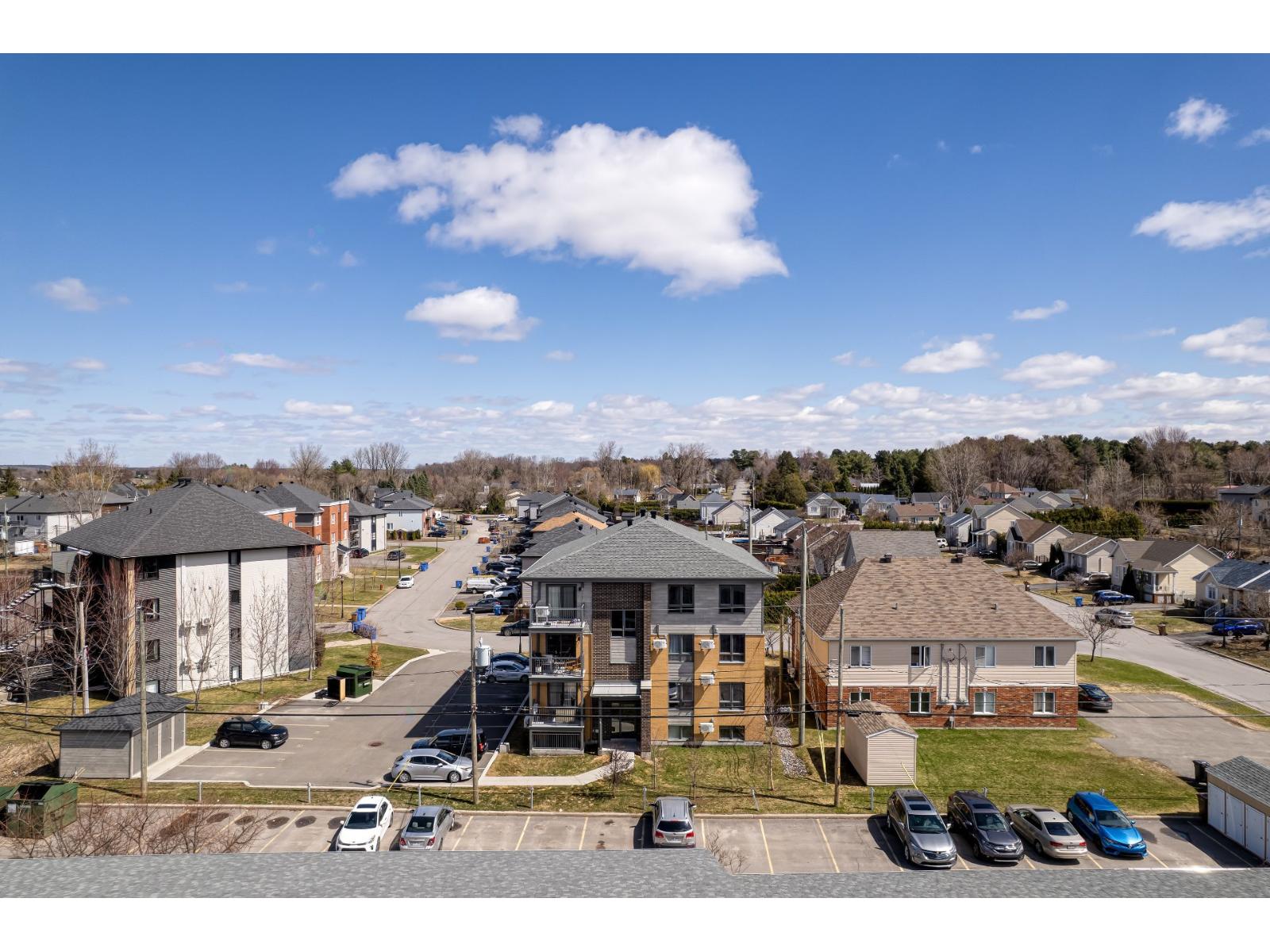 2763 Rue Monette Property Photo 3