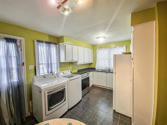 1696 Rue Linden Property Photo 23
