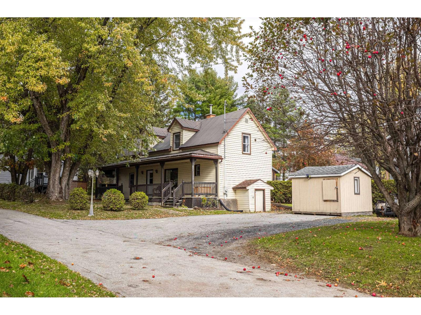 136 Rue St-françois Photo de la propriété 1