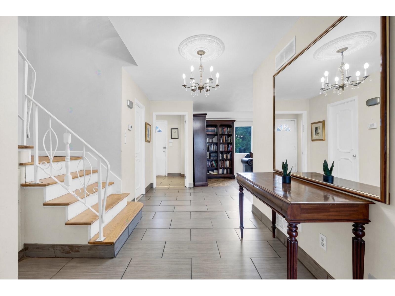 4958 4e Rue Property Photo 2