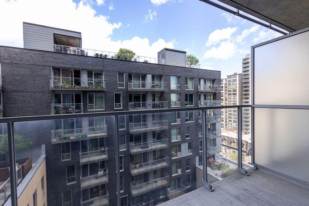 1414 Rue Chomedey, #1052 Property Photo 37