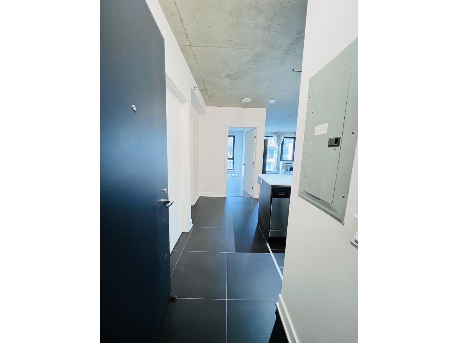 1414 Rue Chomedey, #1052 Property Photo 38