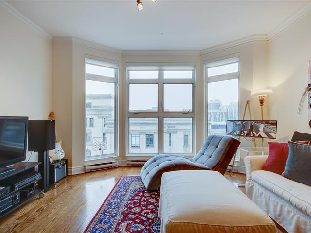 256 Rue Sherbrooke O., #302 Property Photo 8