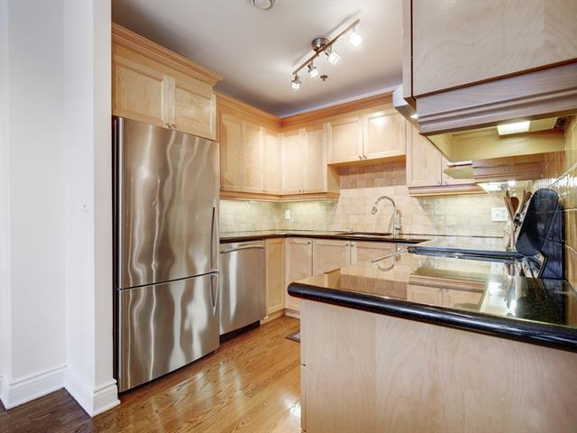 256 Rue Sherbrooke O., #302 Property Photo 15
