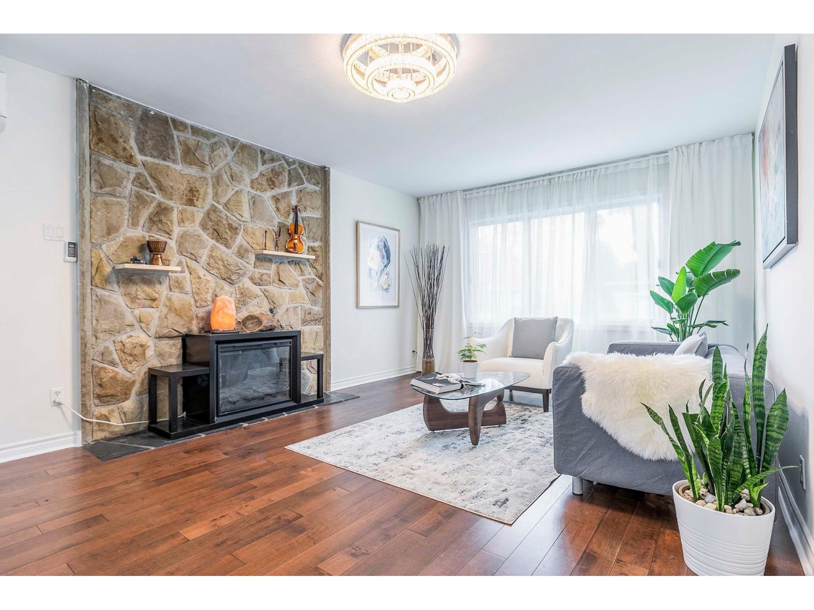 455 Rue Marlatt Photo de la propriété 1