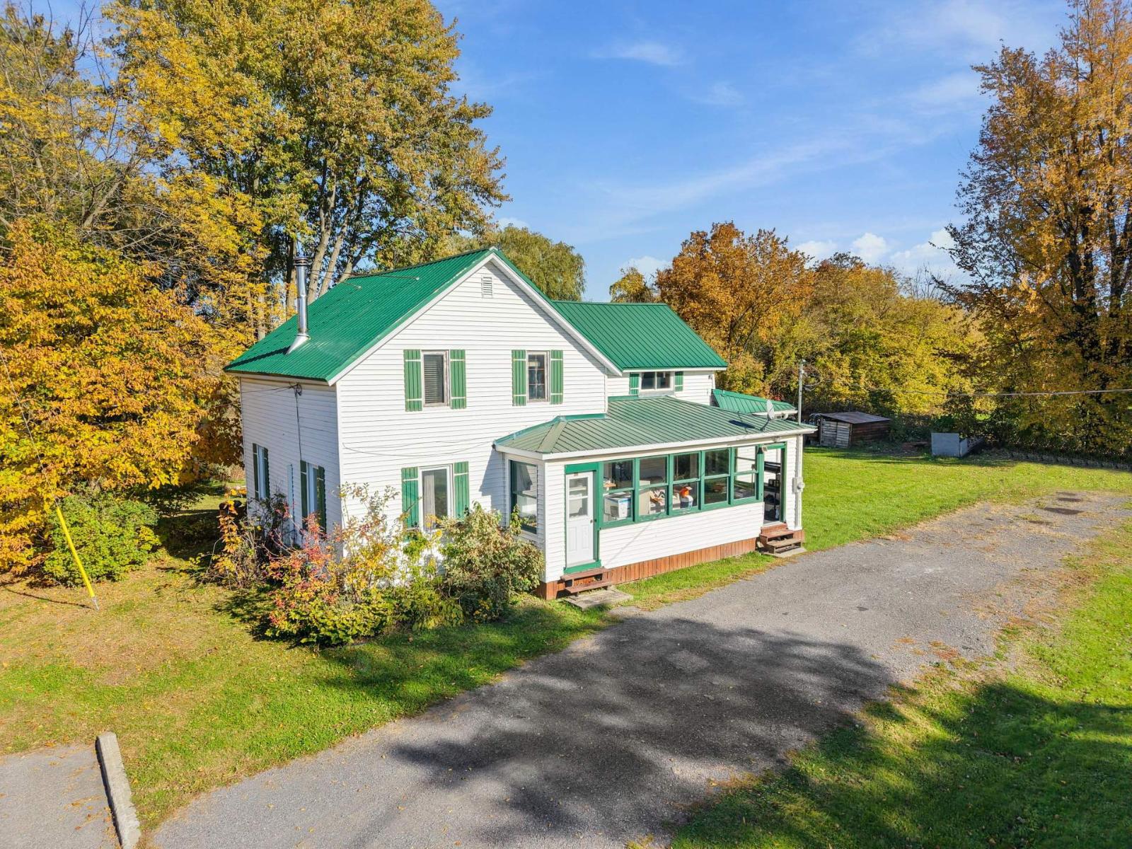16 Rue Lafond Property Photo 1