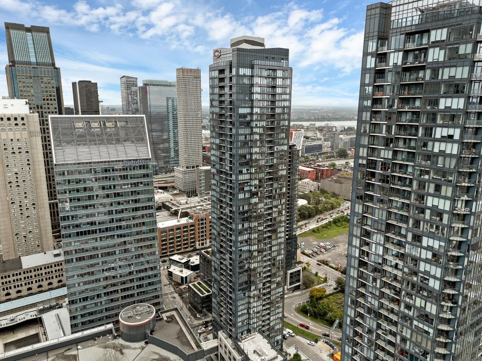 1188 Rue St-antoine O., #3808 Property Photo 41