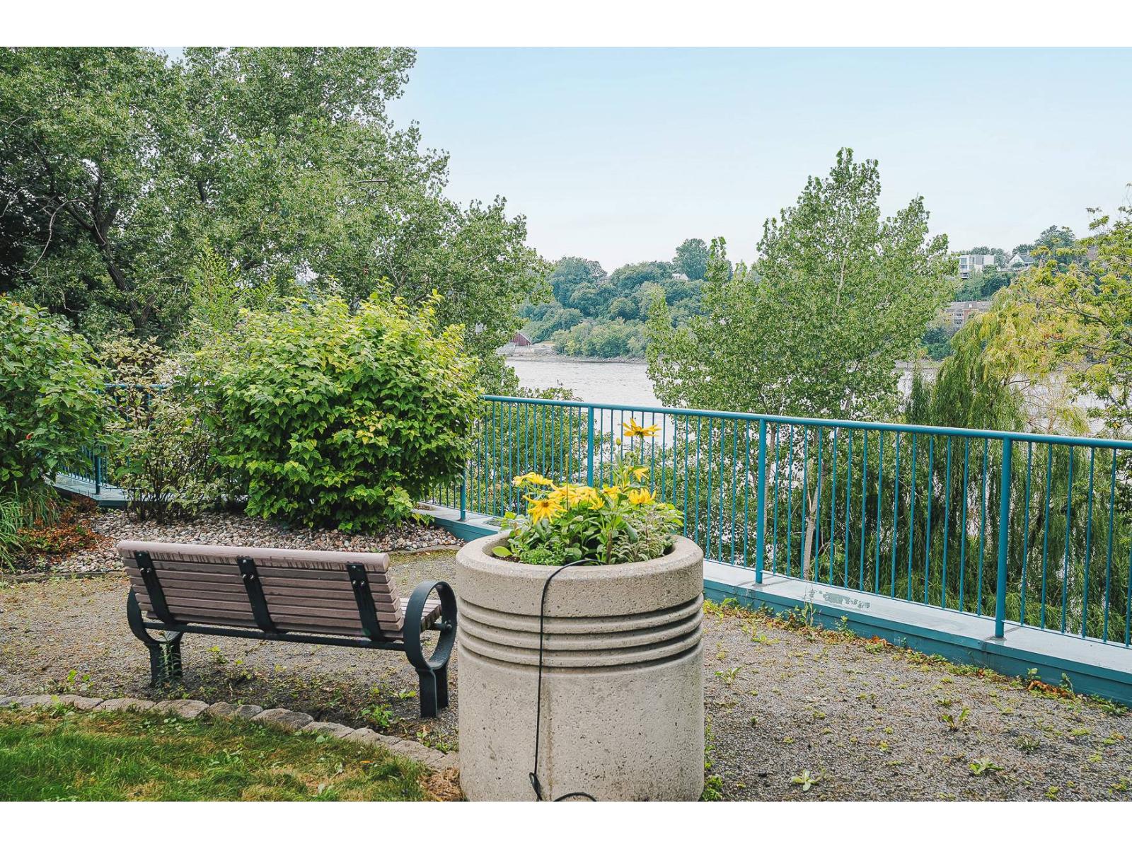 3591 Boul. Gouin E., #1103 Property Photo 28