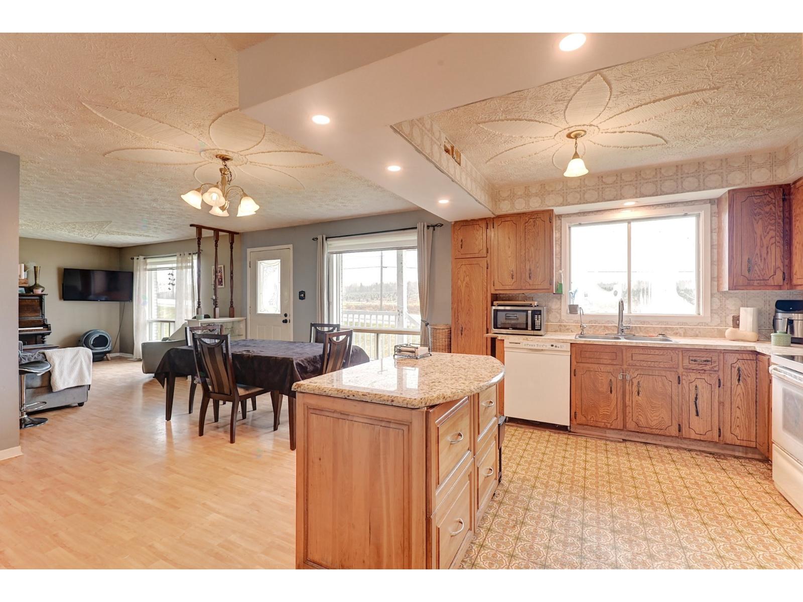 1586 Route 112 O. Property Photo 7