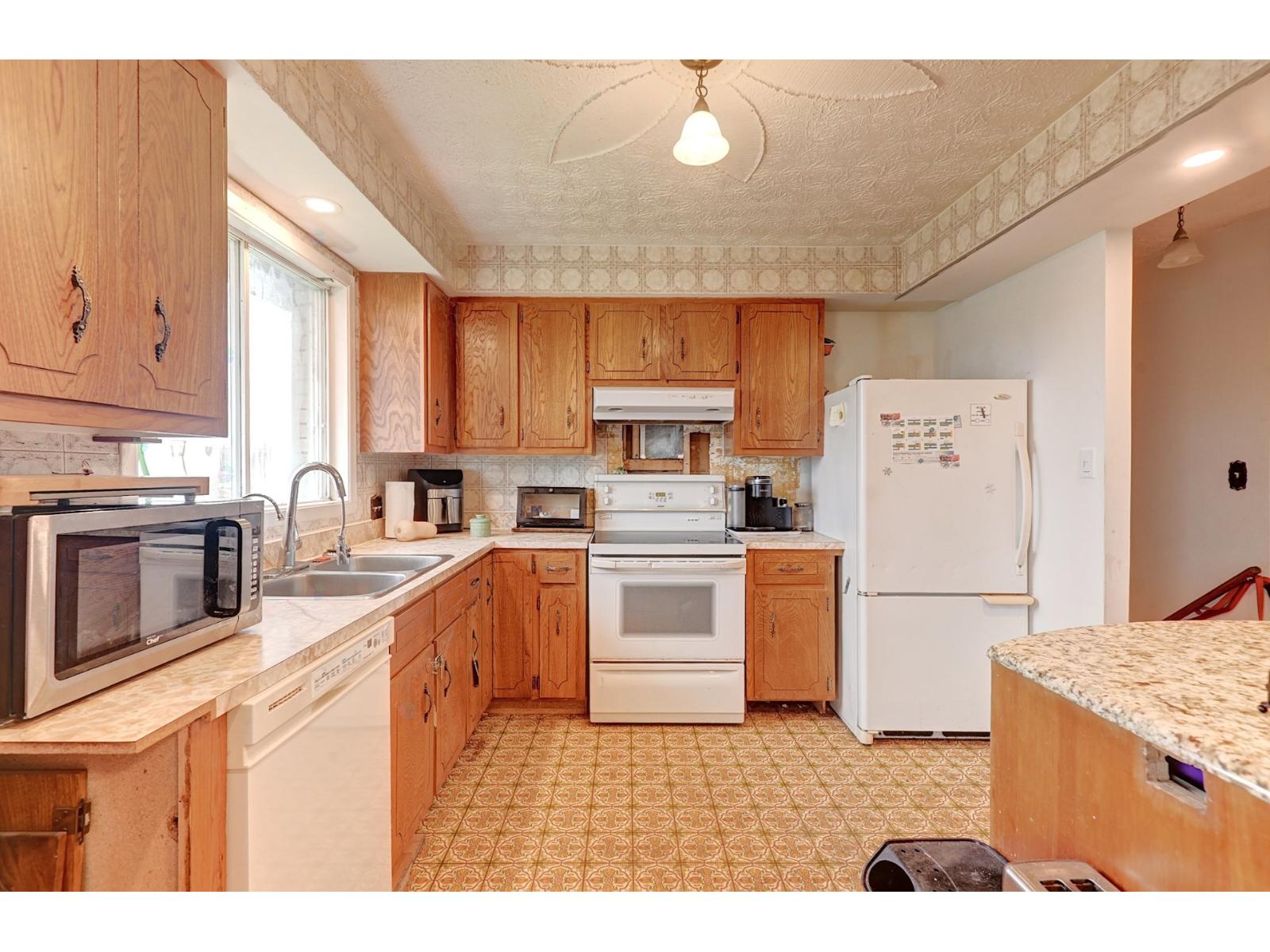 1586 Route 112 O. Property Photo 9