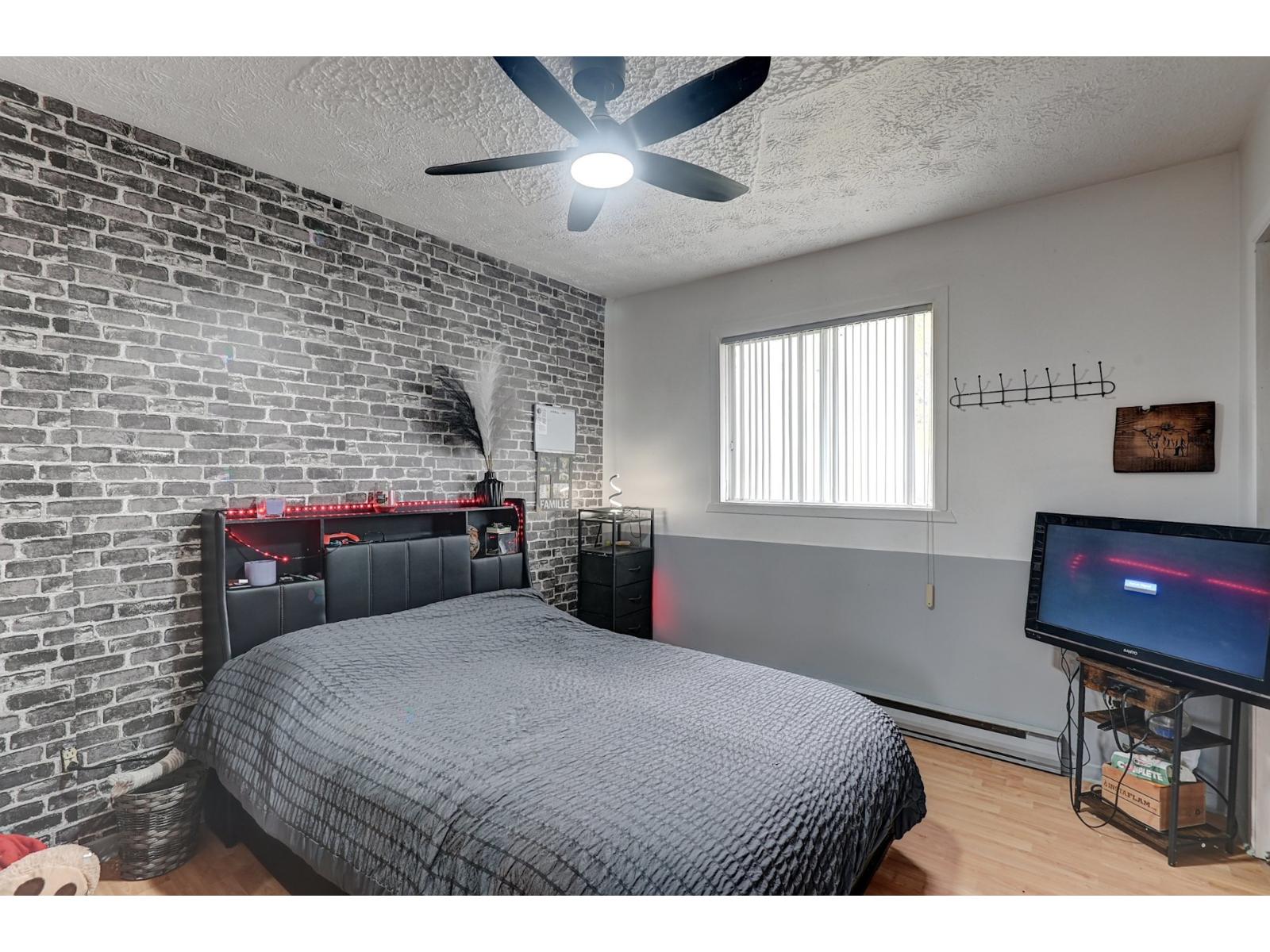 1586 Route 112 O. Property Photo 12