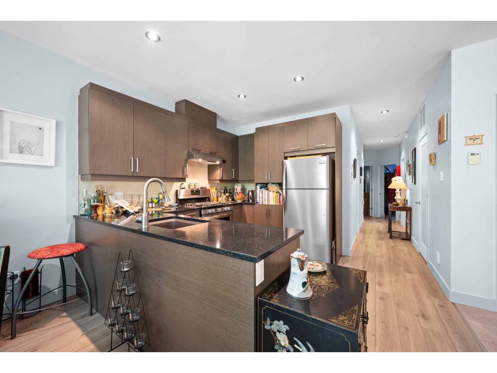 191 Av. De L'hôtel-de-ville, #101 Property Photo 13
