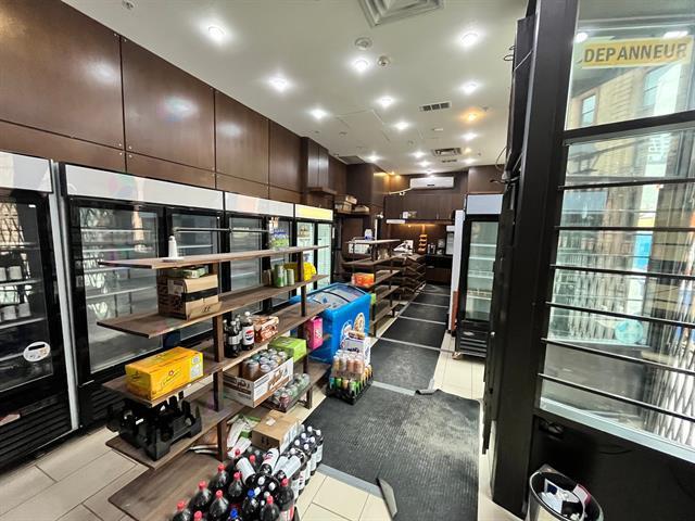 10 Rue St-Jacques, #RC-4 Property Photo 1