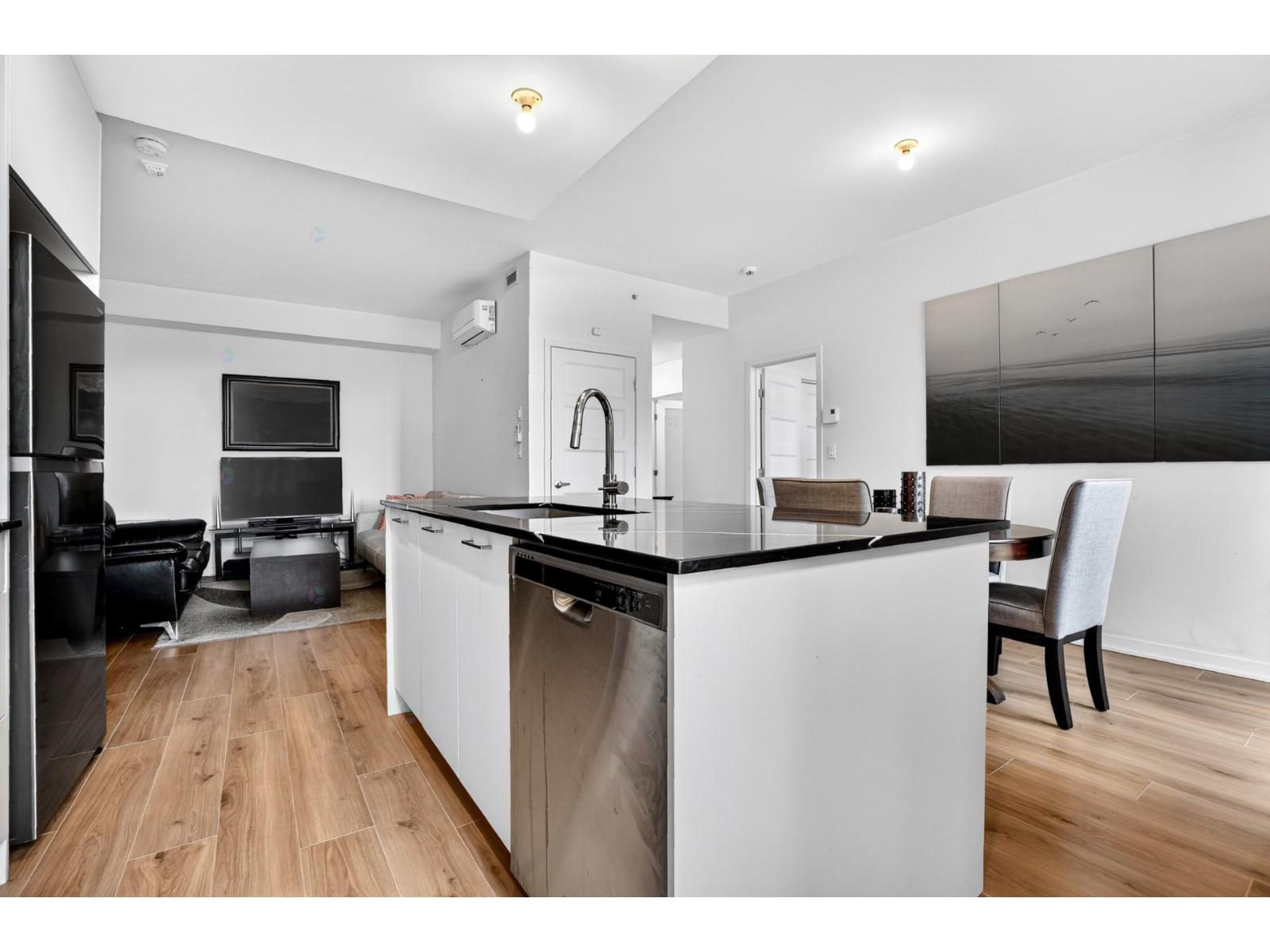 2335 Rue Des Équinoxes, #110 Property Photo 10