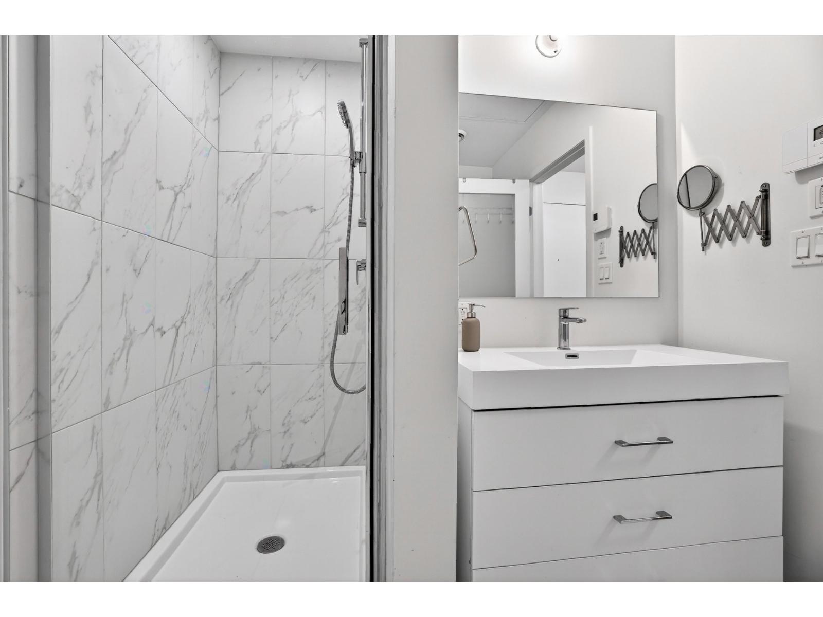2335 Rue Des Équinoxes, #110 Property Photo 20