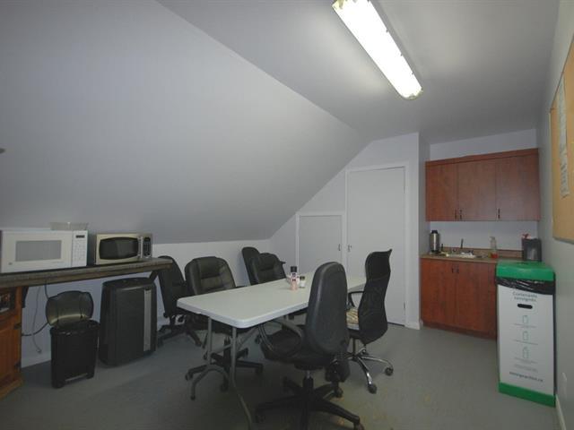 470 Route 132 E. Property Photo 11