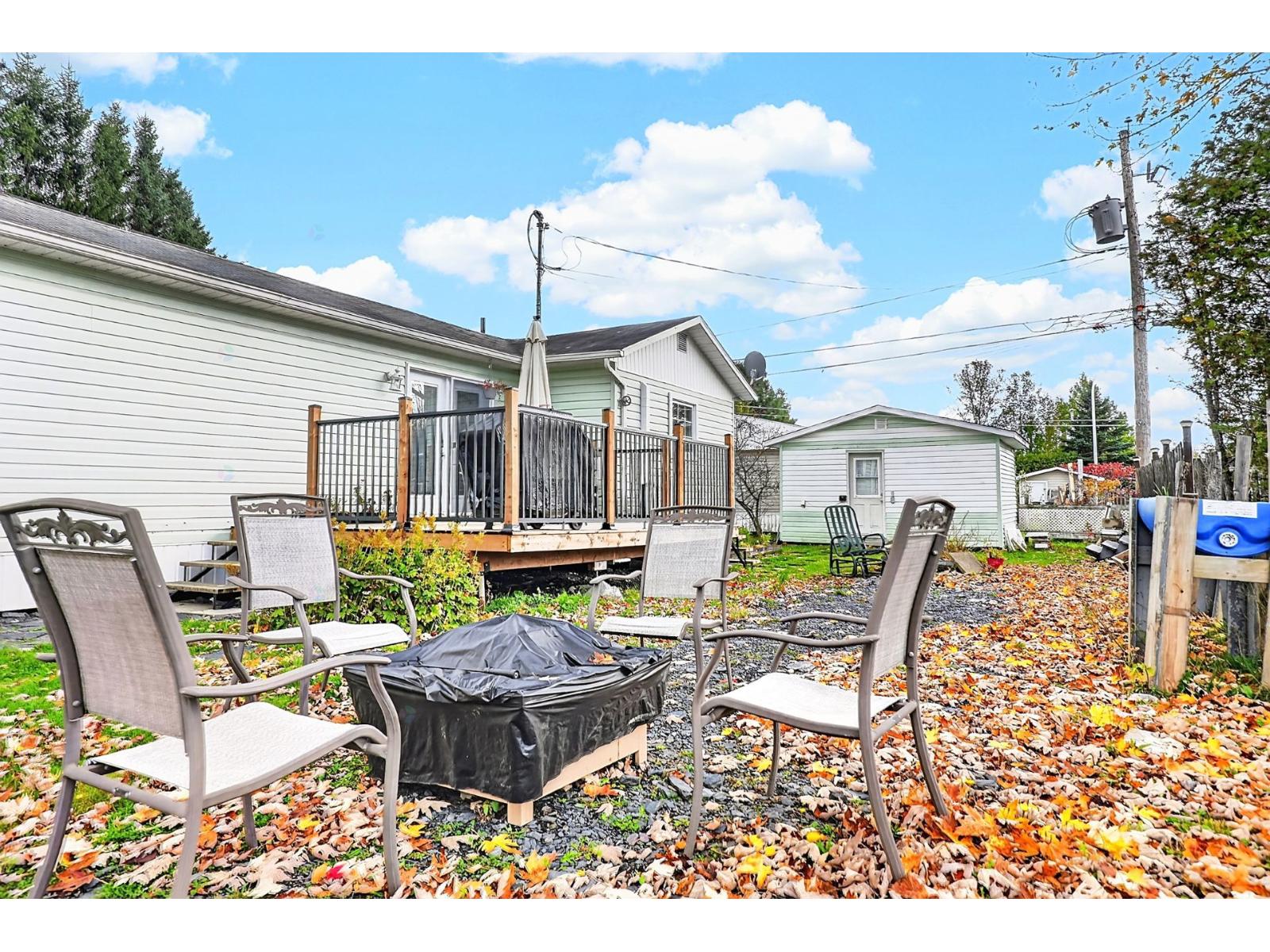 2621 Rue Des Genévriers Property Photo 25