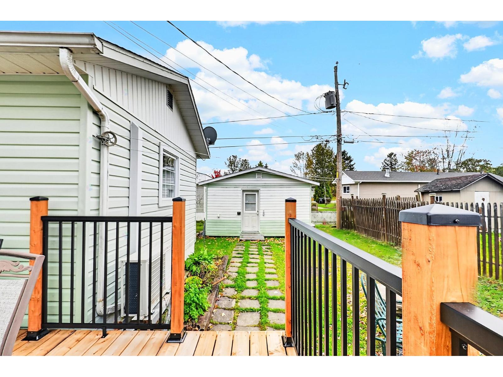 2621 Rue Des Genévriers Property Photo 30